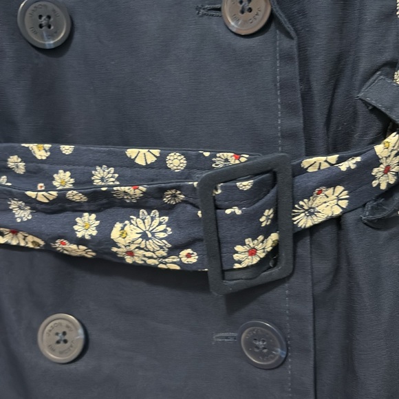 JASON WU for Target floral trimmed trench. Size L - Picture 3 of 13